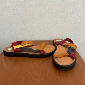 Intentionally Blank Transfer Sandal Red Multi Leather Strappy Women's Size 39 9
